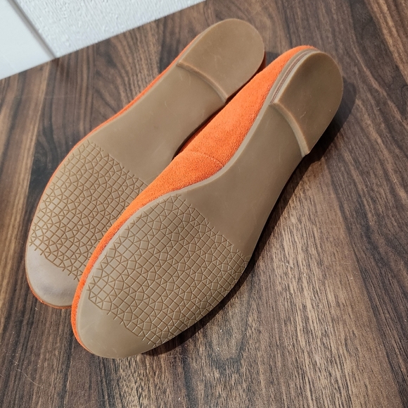 Violet & Red Windsor Flats - Picture 4 of 7